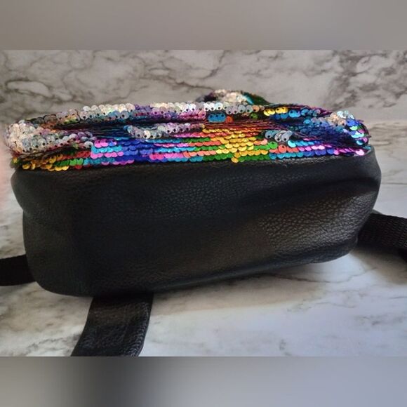 Small Bookbag Backpack Purse Reversible Rainbow to Silver Sequin - Picture 8 of 10